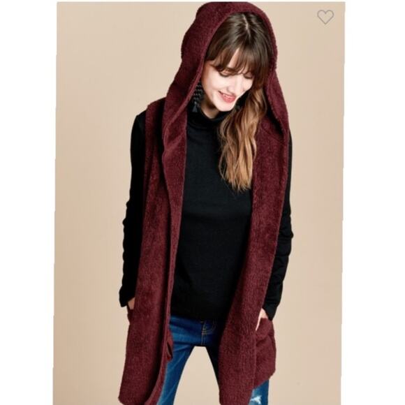 π Soft Faux Fur Hooded Vest W/ Pockets In Wine - Sz Medium π - Picture 7 of 7